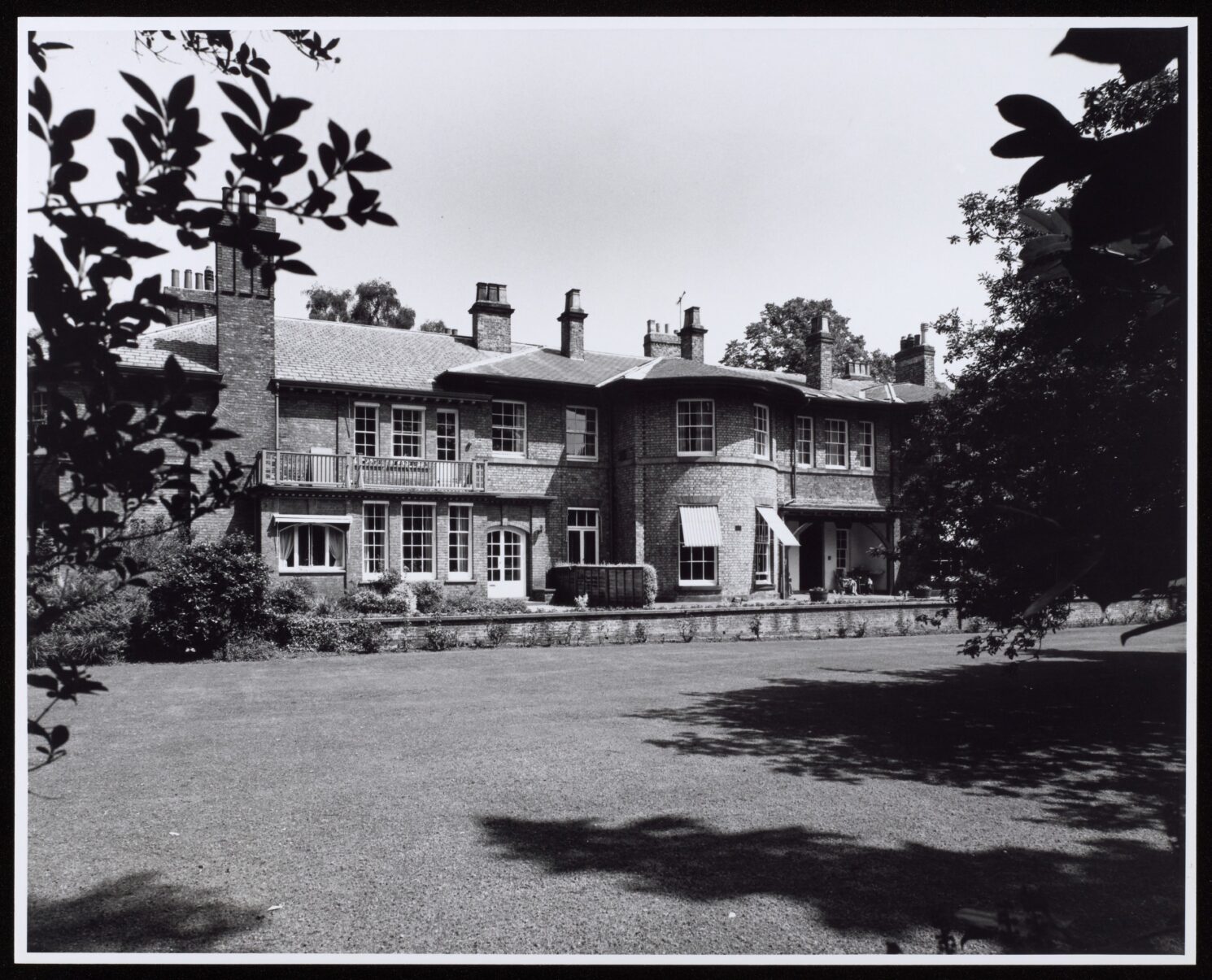 Clifton Lodge and Rawcliffe Holt